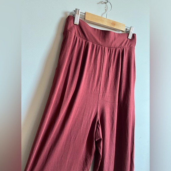 NWT Encircled The Comfy Wide Leg Pant in Redwood XS - Picture 11 of 11
